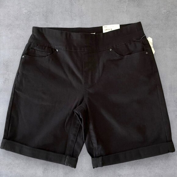 Classic Comfort Stretch High Rise Burmuda Length Pull On Womens Black Shorts - Picture 2 of 9